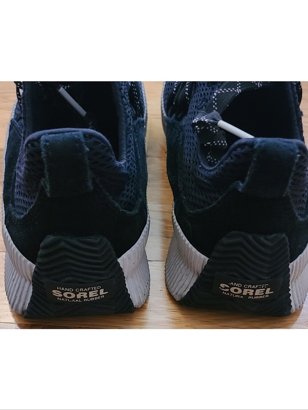 Sorel Out N About Womens Sneakers Black Suede/Mesh Running Shoes Sz 8 Travel - Picture 9 of 15